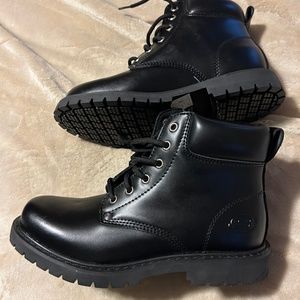 Skechers Work Boots - Size 7.5 - New in Box